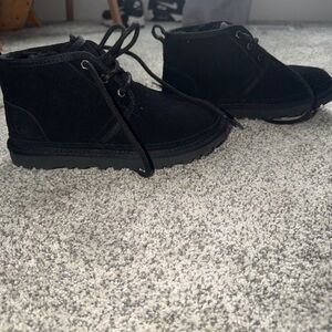 UGG women’s Neumel boot